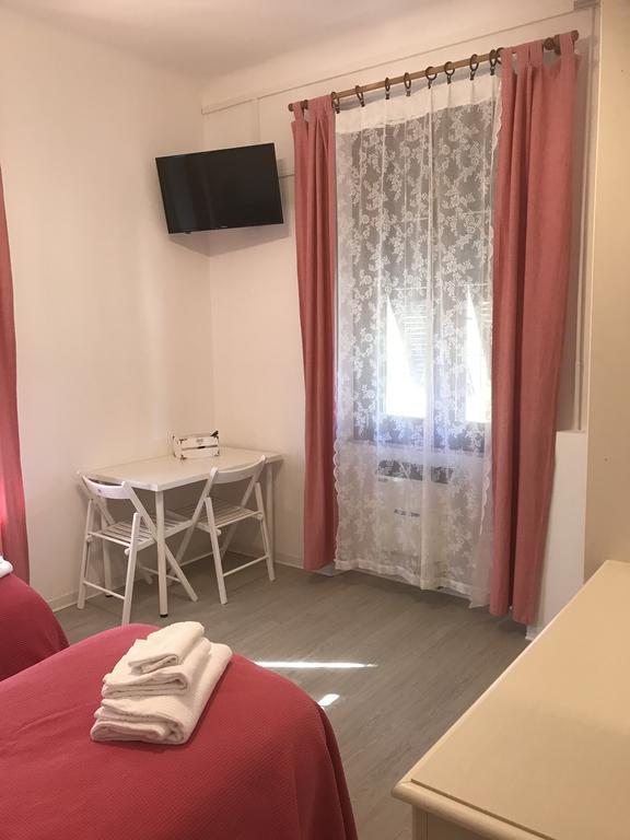 Albergo Chiara Savignone Екстериор снимка
